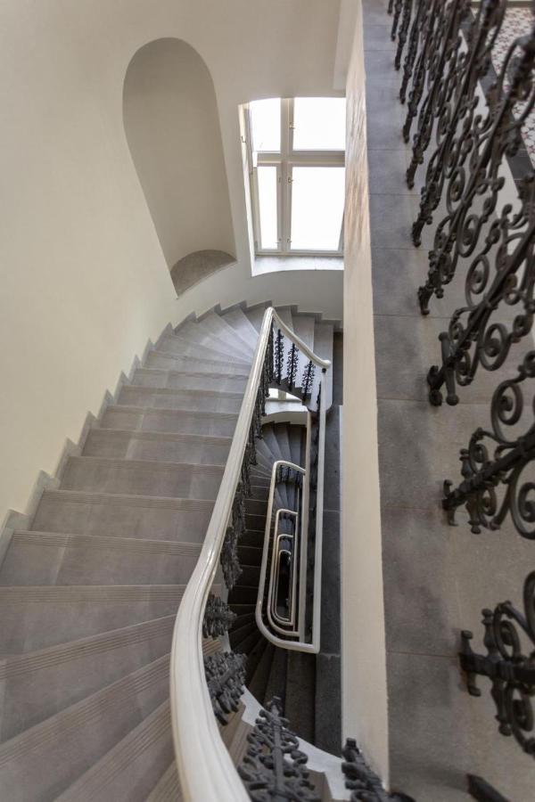 Elegant Studio In New Town By Days * Praag